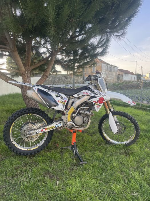 Suzuki rmz 250