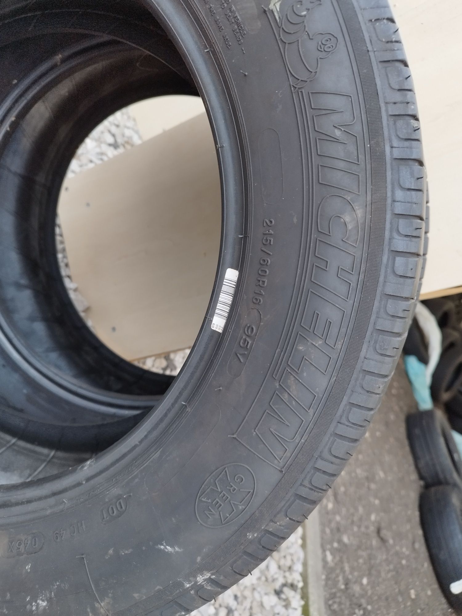 opony Michelin 215/60/R16 z 2018 roku 6mm