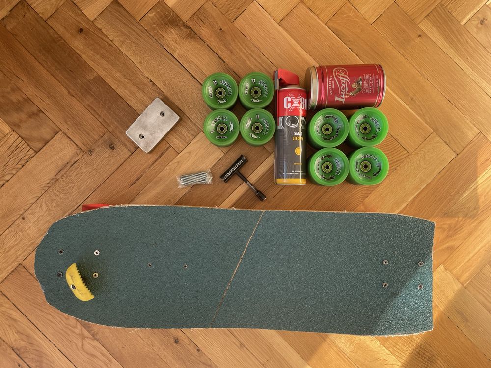 Longboard downhill skateboard monster