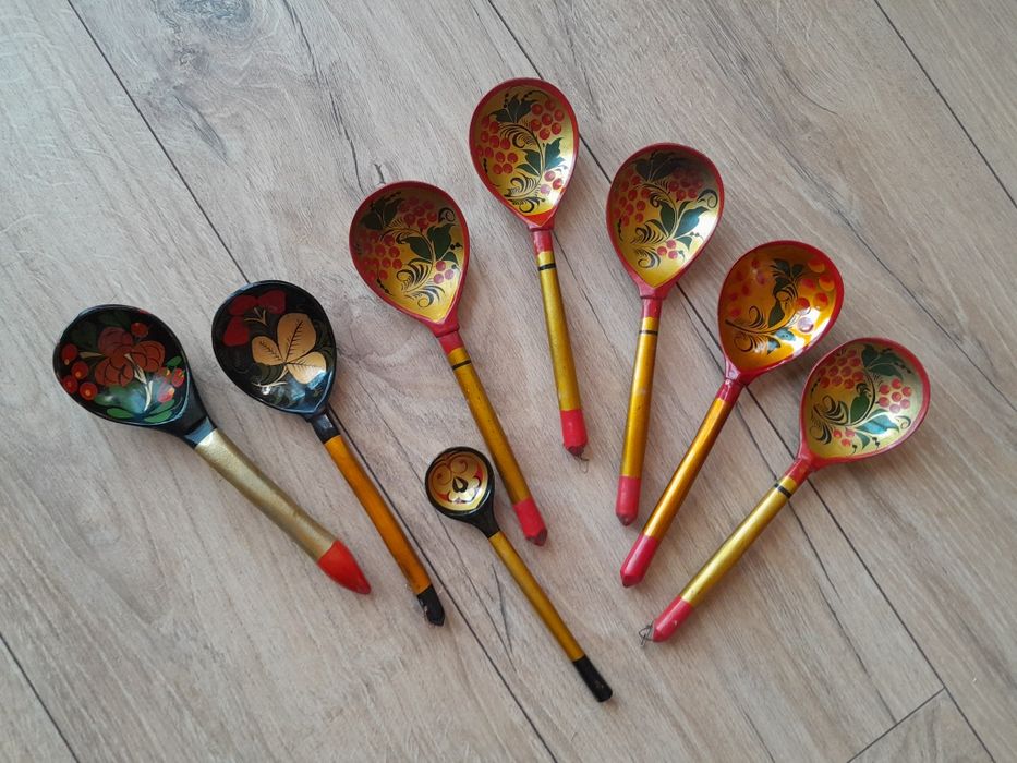 Drewniane łyżki z motywami ludowymi