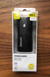 Power Bank / Bateria externa de 5600mAh com USB e luz LED