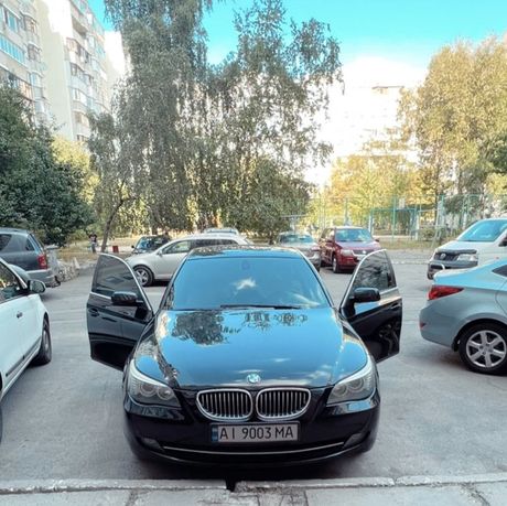 Продам BMW 528 в хорошем состояние