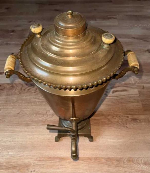 Oryginalny stary samowar na węgiel drzewny | ROSJA