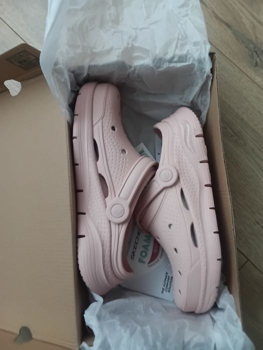 Нові сабо Skechers 36 р,