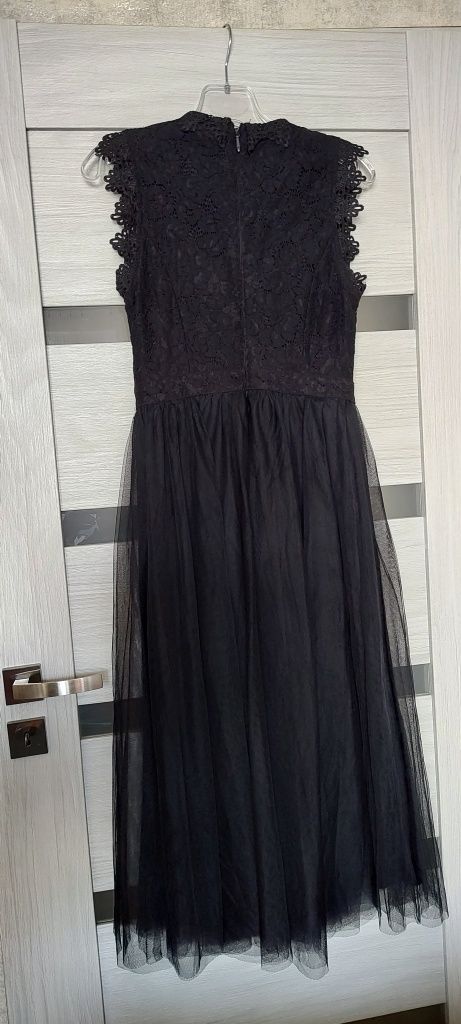 Sukienka midi tiulowa czarna Lorenzo M