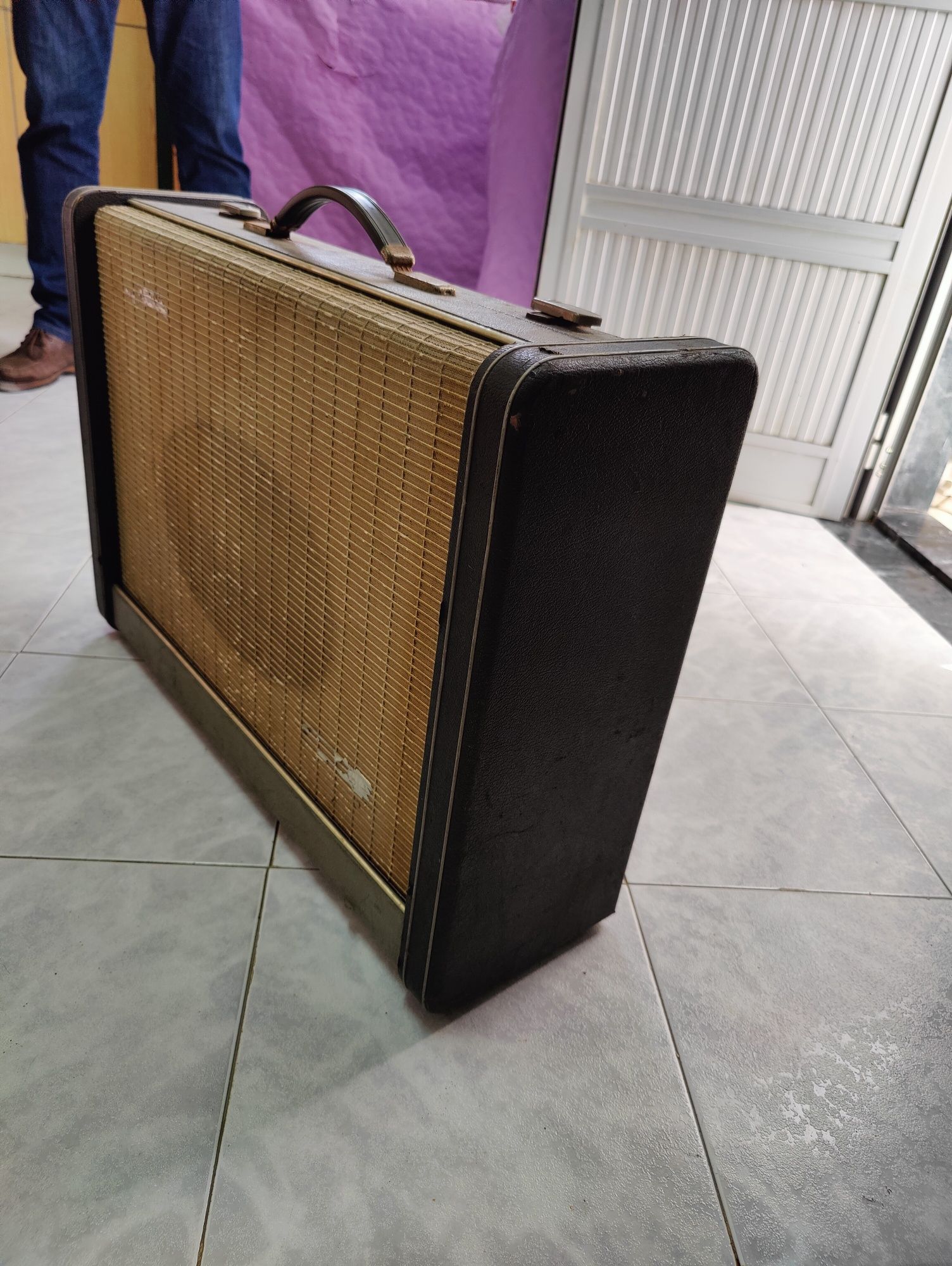 Amplificador válvulas antigo