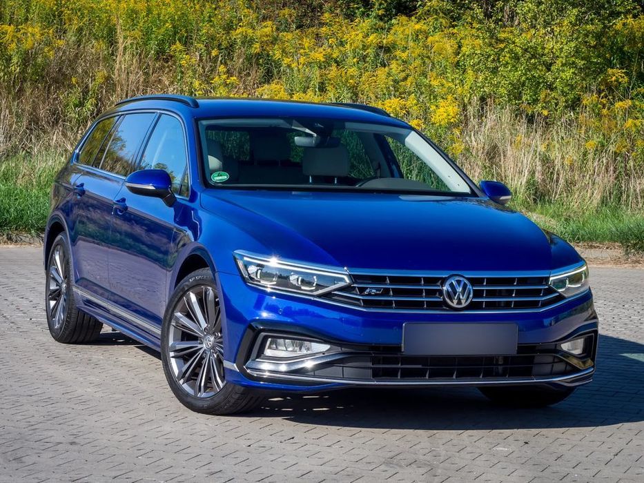 Volkswagen Passat R-line 2.0TDI 190KM DSG IQ.LIGHT Matrix ACC Zamiana na BUS