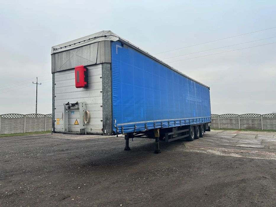 Schmitz Cargobull SCB Varios  SCB Varios podnoszony dach