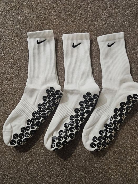 Skarpetki długie antypoślizgowe Nike
