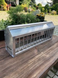 Pojnik/karmnik dla mlodych gołębi