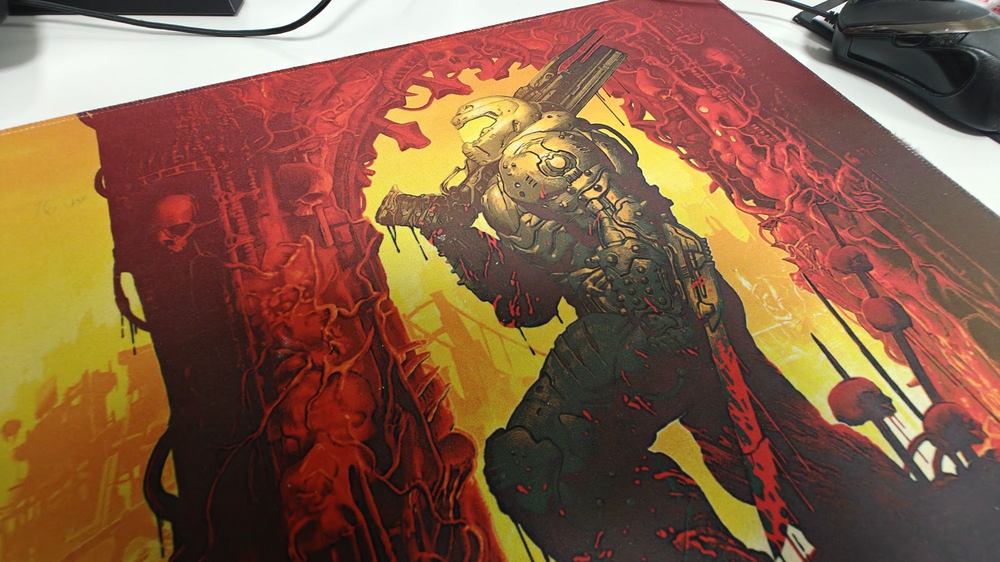 Podkładka pod mysz DOOM Eternal - duży format 40x80cm, świetny stan!