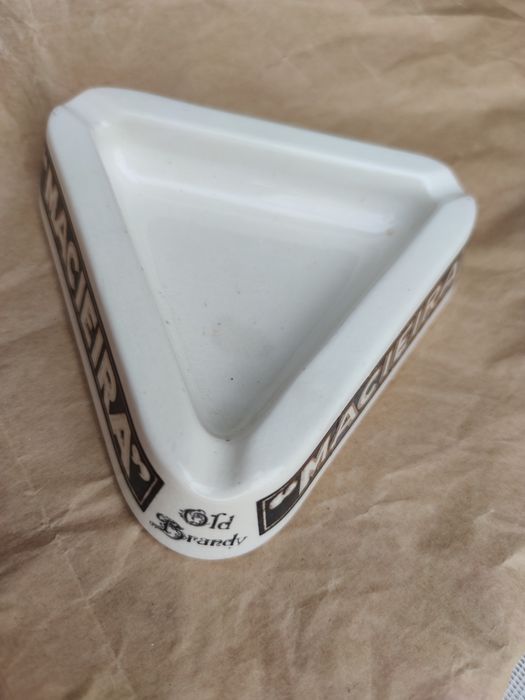 Cinzeiro Old Brandy Macieira, antigo