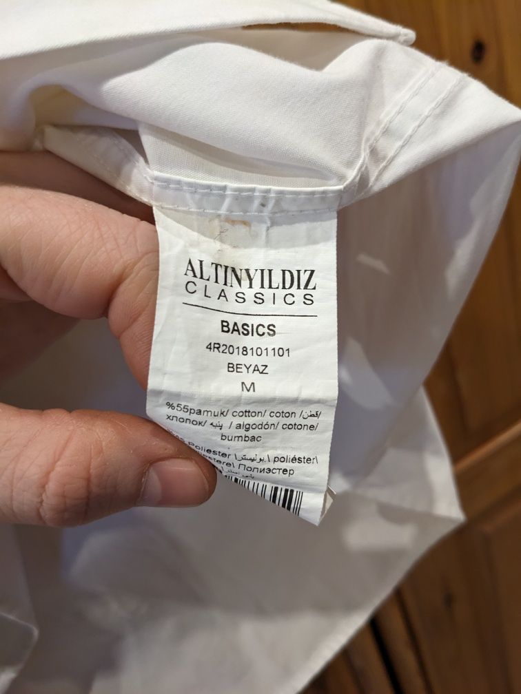 Biała koszula marki Altinyildis Classics rozmiar M
