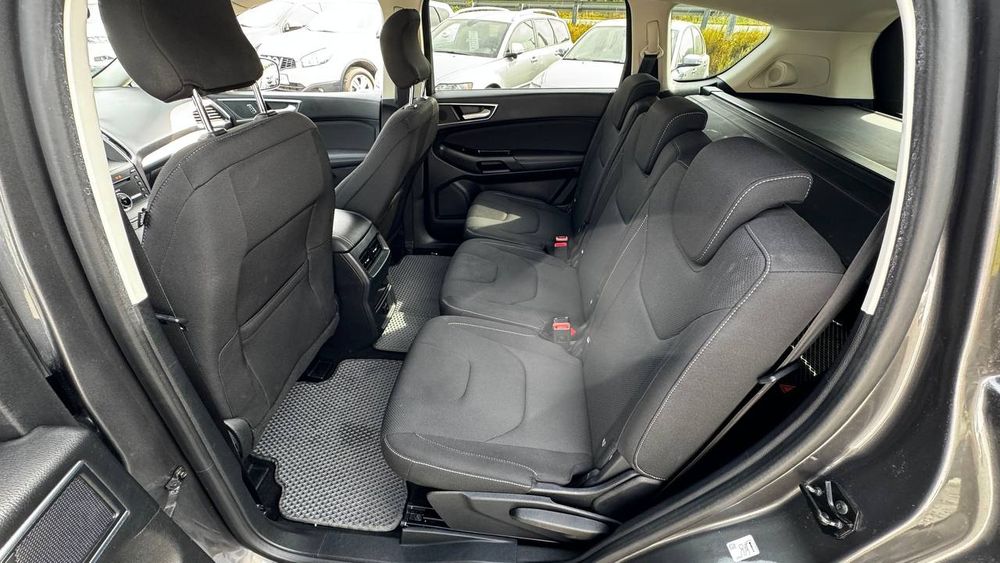 Ford S-Max 2016.