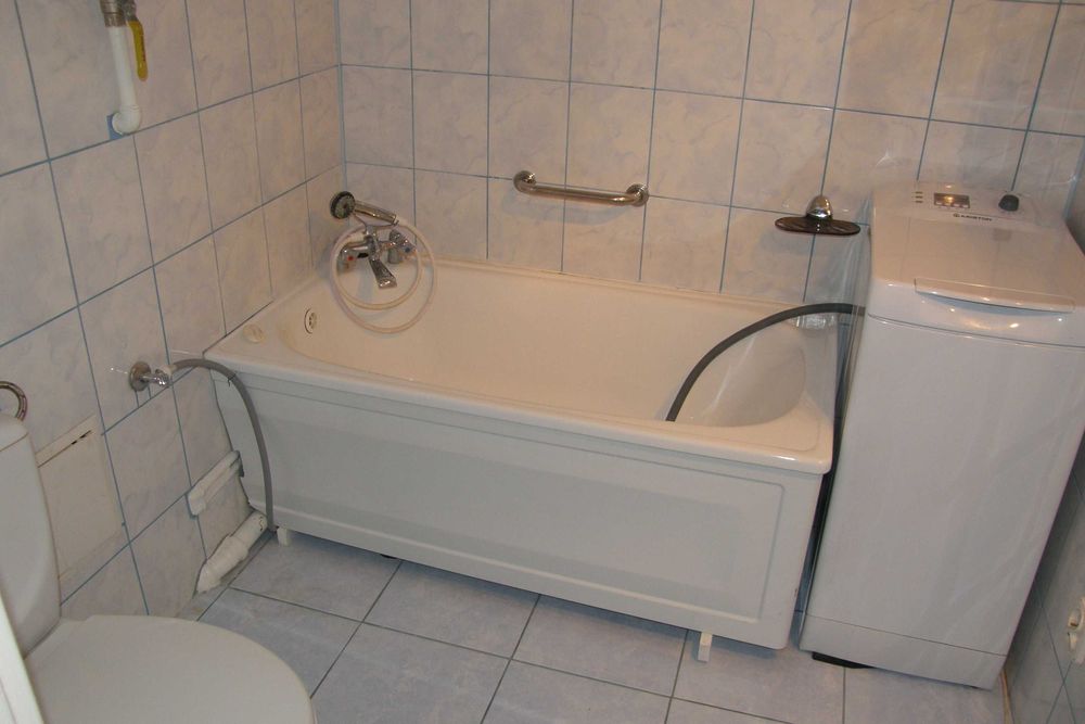 Atrakcyjna kawalerka blisko centrum, Al. Solidarności/IX Wieków