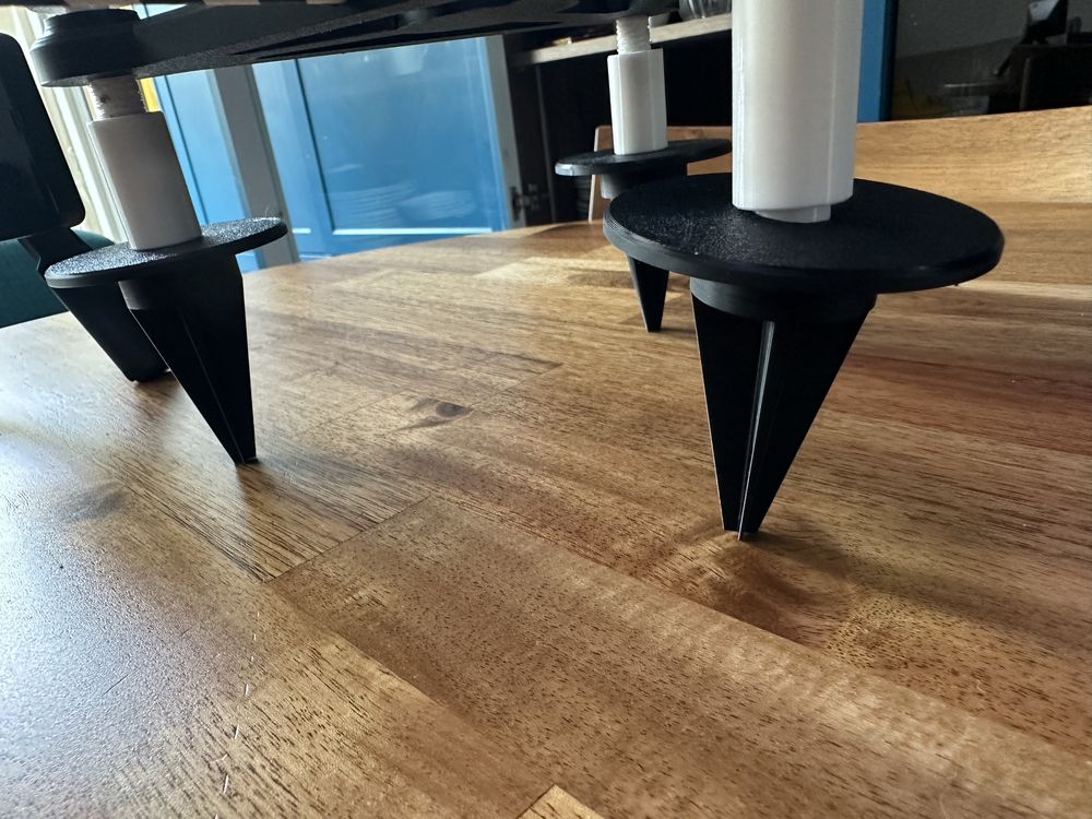 Statyw do Garmin Approach R10 z poziomicą. Wydruk 3D