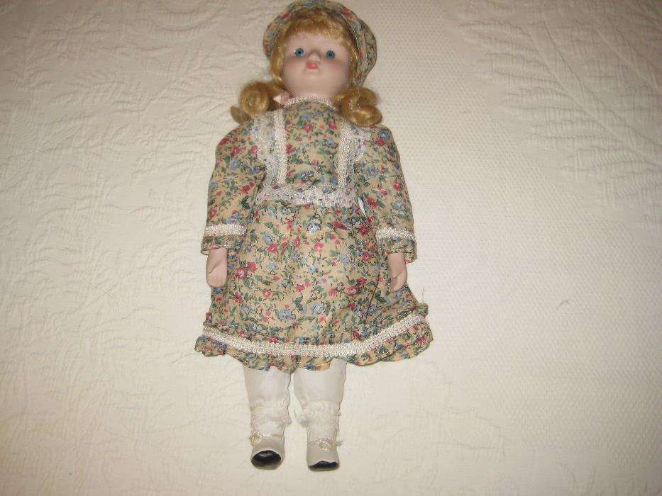 Boneca porcelana(c/Nova))