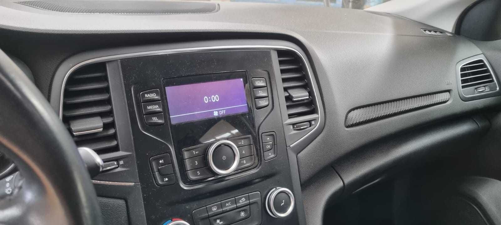 Renault Megane IV carrinha 2017