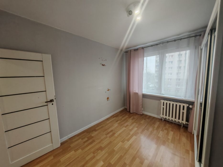 2-Pokojowe mieszkanie na osiedlu beskidzkim