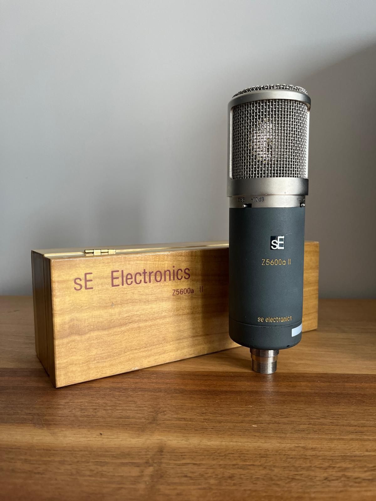 Mikrofon pojemnościowy Se Electronics z5600a Ii