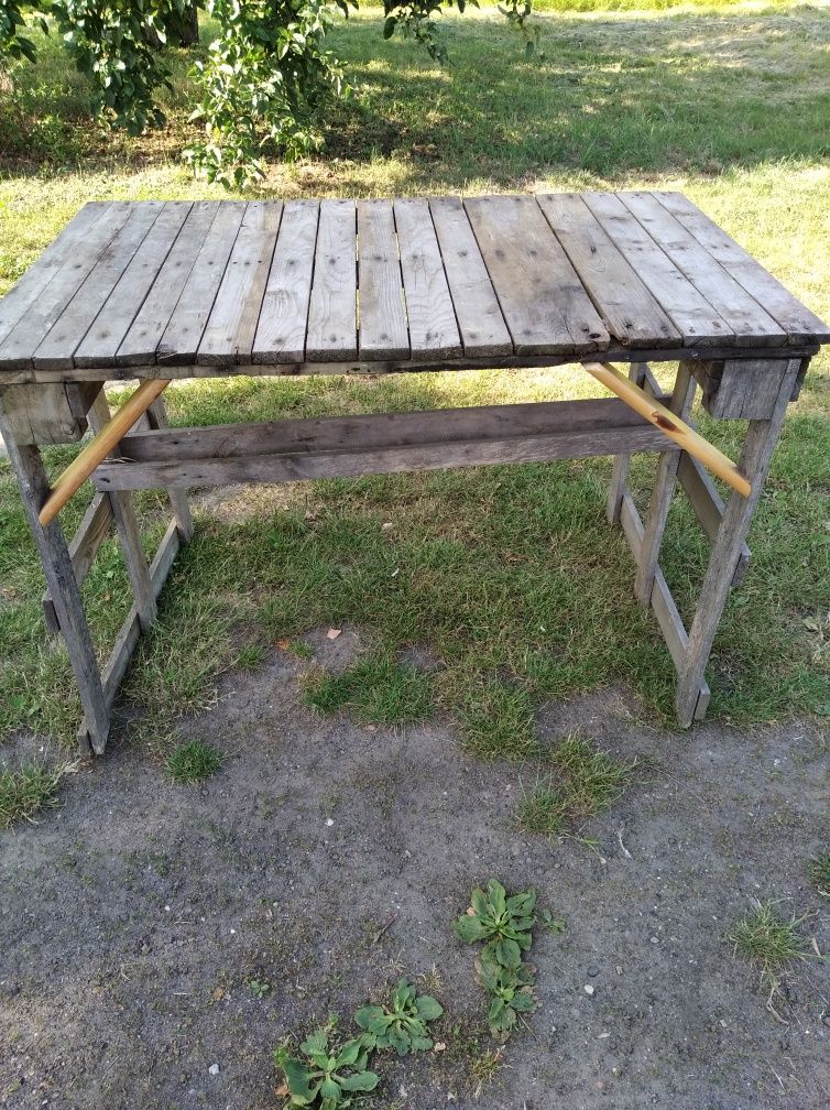 Sprzedam 4 stoły na budowę/do warsztatu/pod zbrojenia/malowanie 30/szt