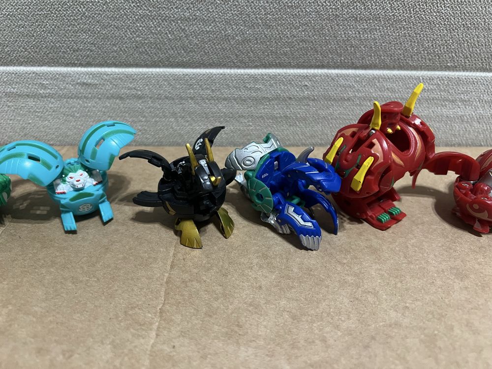Zestaw bakugan, bakugany