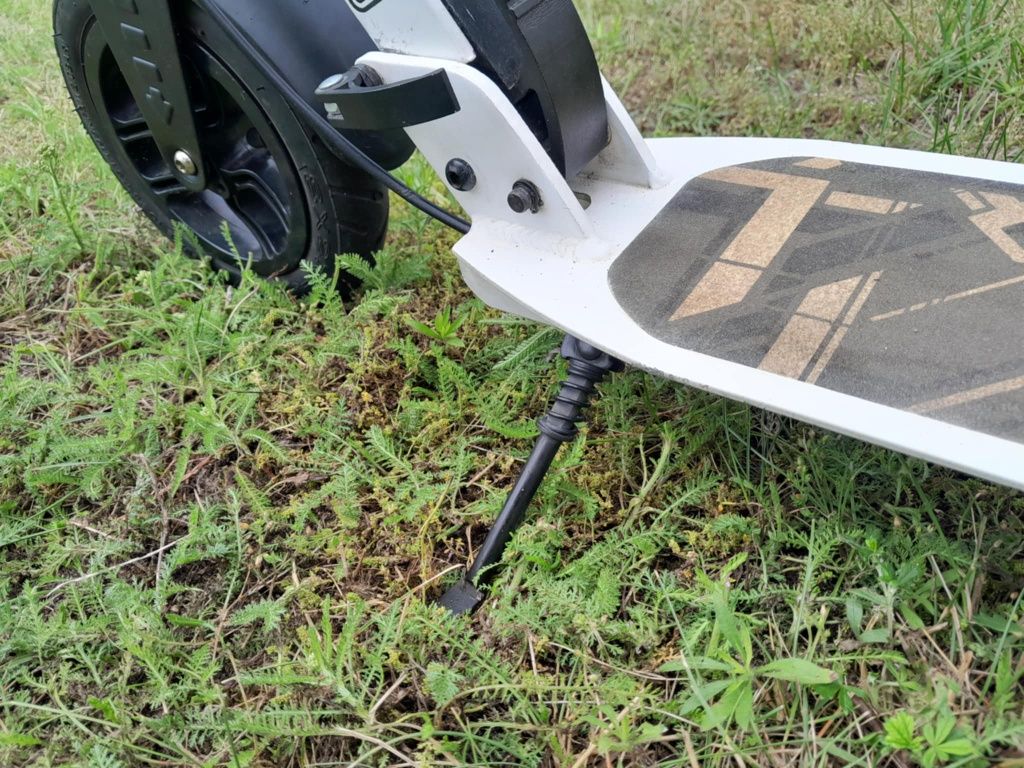 Hulajnoga Nils Extreme HM208T z hamulcem tarczowym