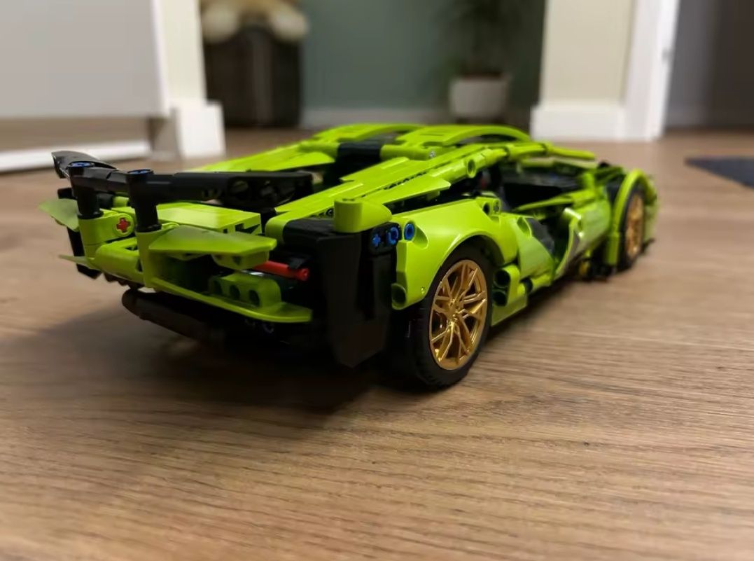Klocki Lamborghini Sian 1280 elementów Techniczne