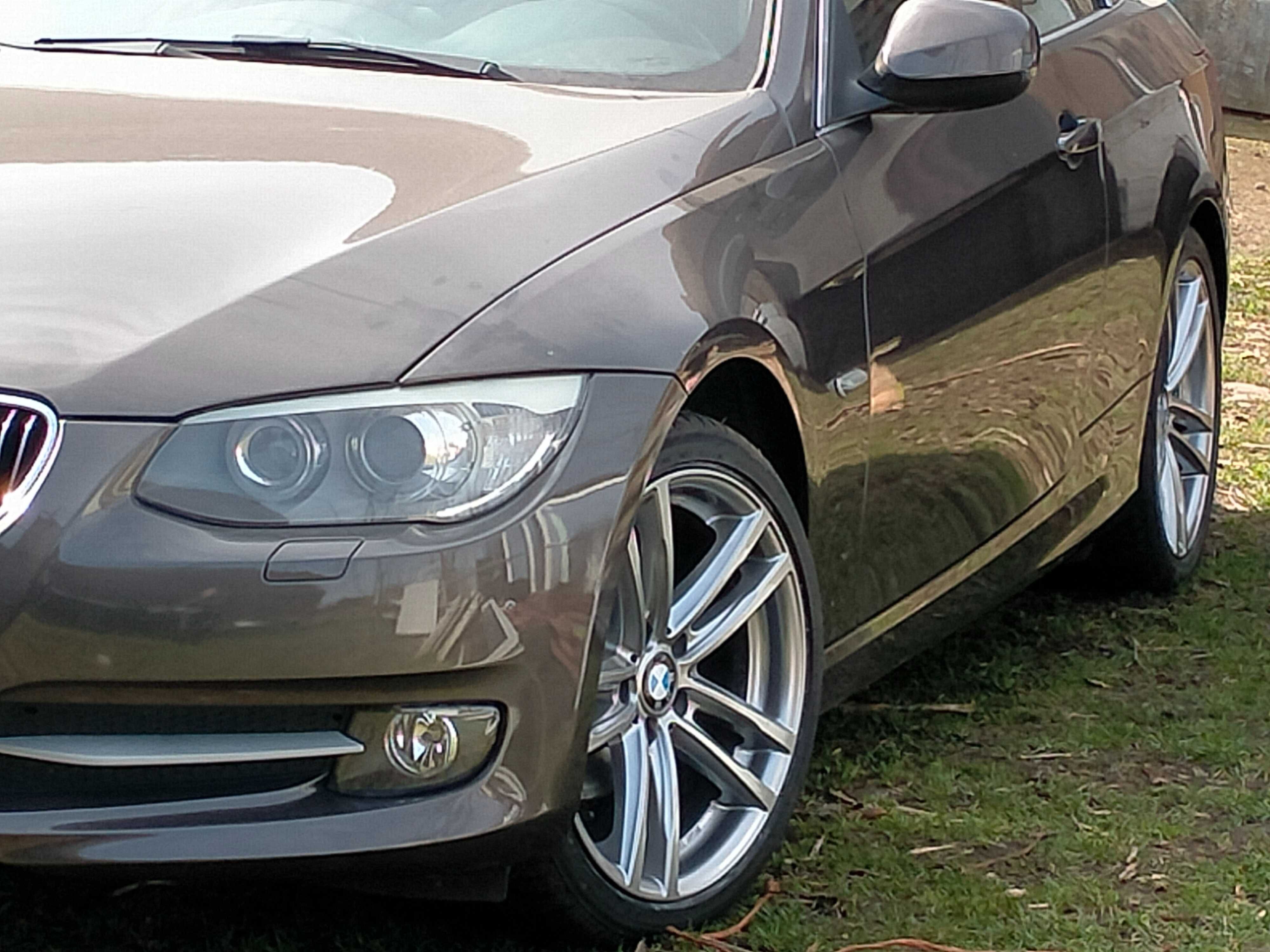 BMW E93 LCI 320i