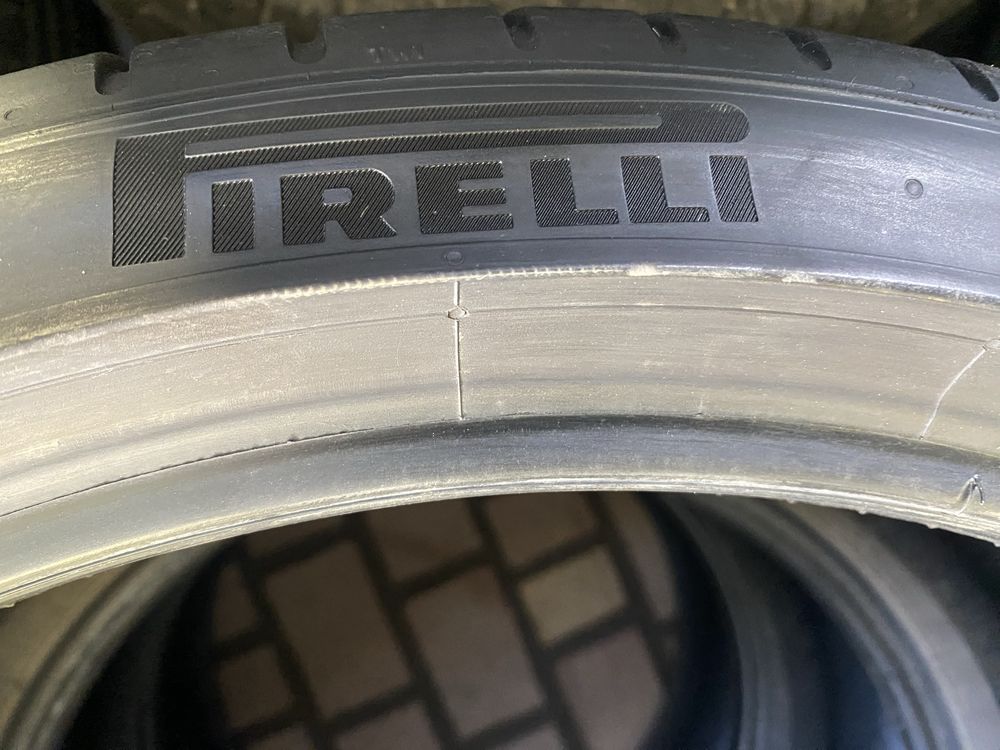 PIRELLI 245/35R20 2020р.