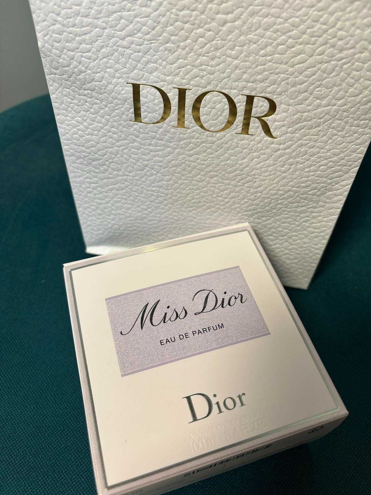 Парфуми Dior Miss Dior