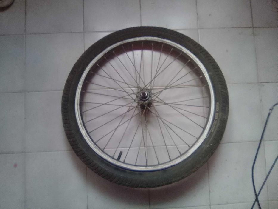 Vendo jante para bmx com apoio de pés