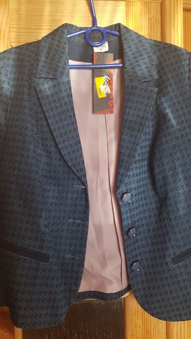 Żakiet damski elegancki