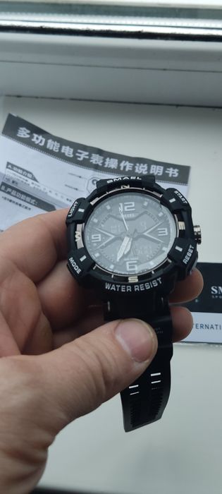 Продам часы SMAEL