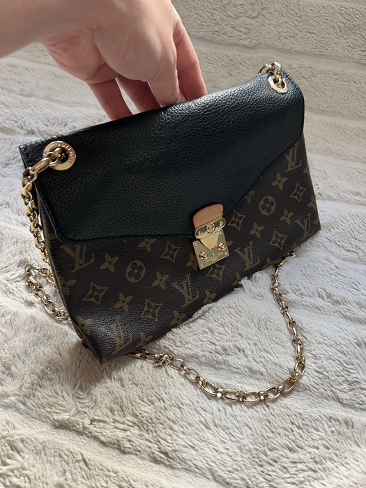 Louis Vuitton Pallas Chain Monogram France женская сумка кожаная Луи