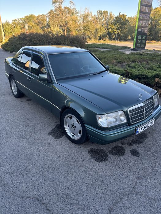Продам mersedes W124 2.2AT