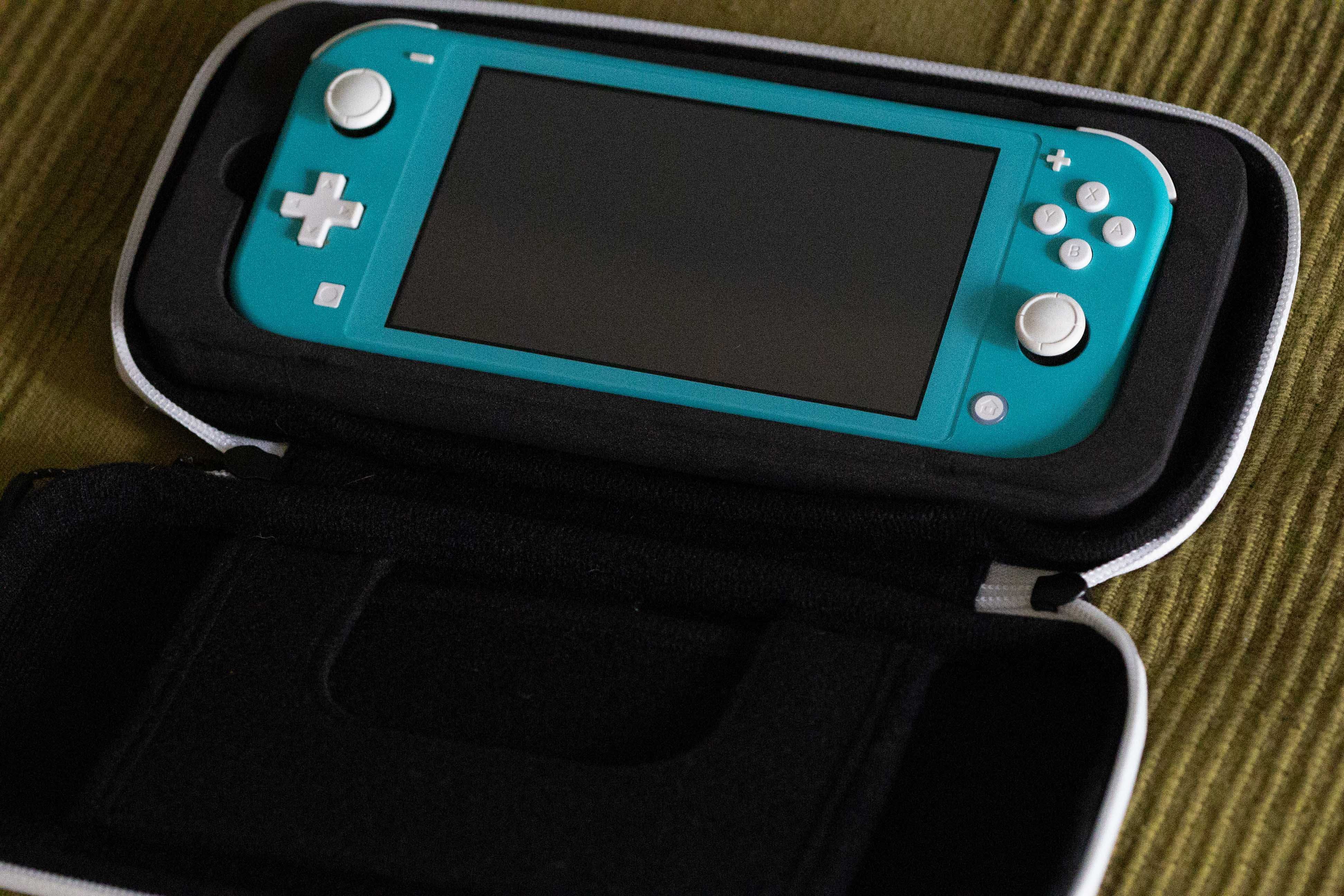 Nintendo Switch Lite Azul Turquesa + Mario Kart 8