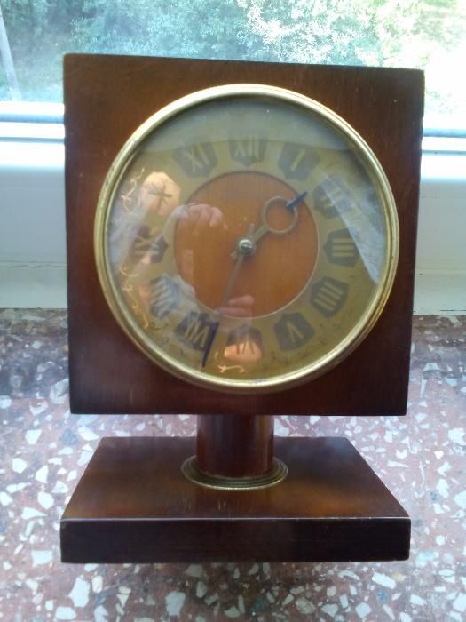 Продам механические часы СССР