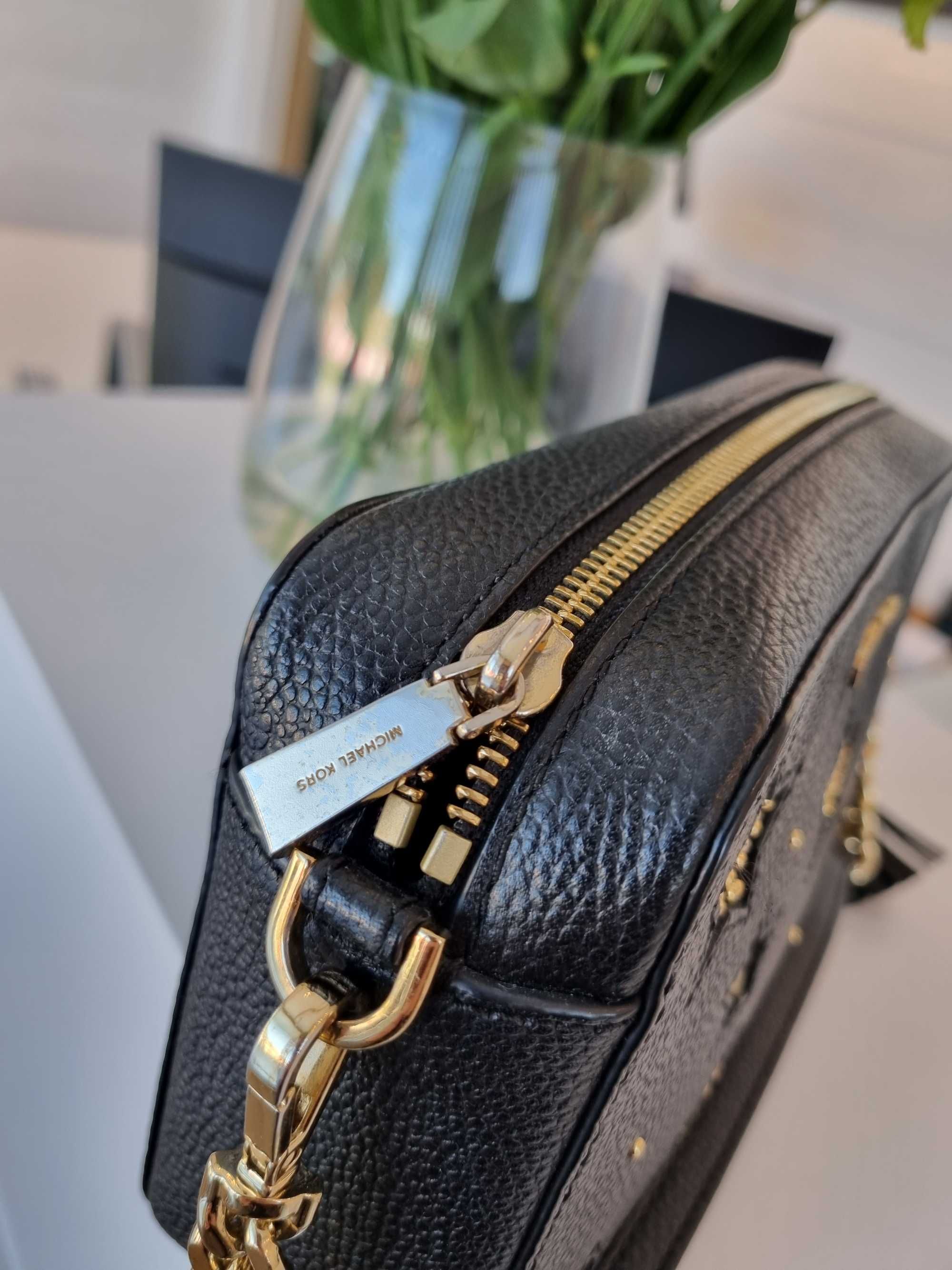 Michael Kors - czarna torebka w złote gwiazdki - skóra naturalna