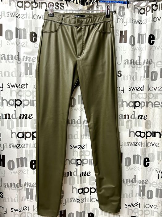 Брюки эко кожа, мягкие,тёплые, на высокой талии.