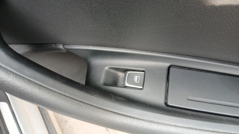 Comando / botão / interruptor vidros trás direito AUDI A6 Allroad (4GH