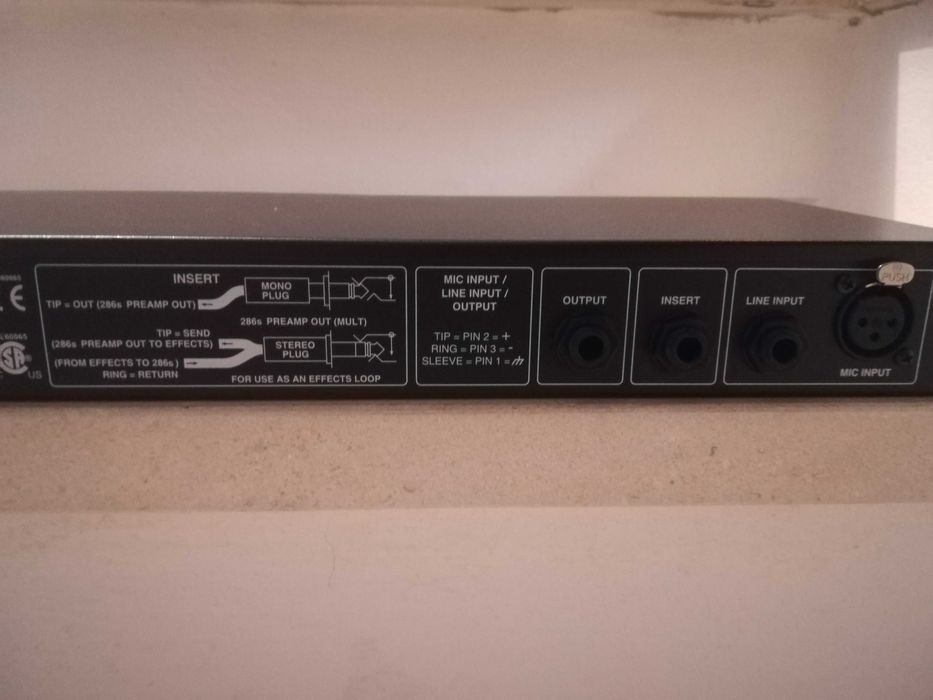 DBX 286 S - Processador de microfone e linha
