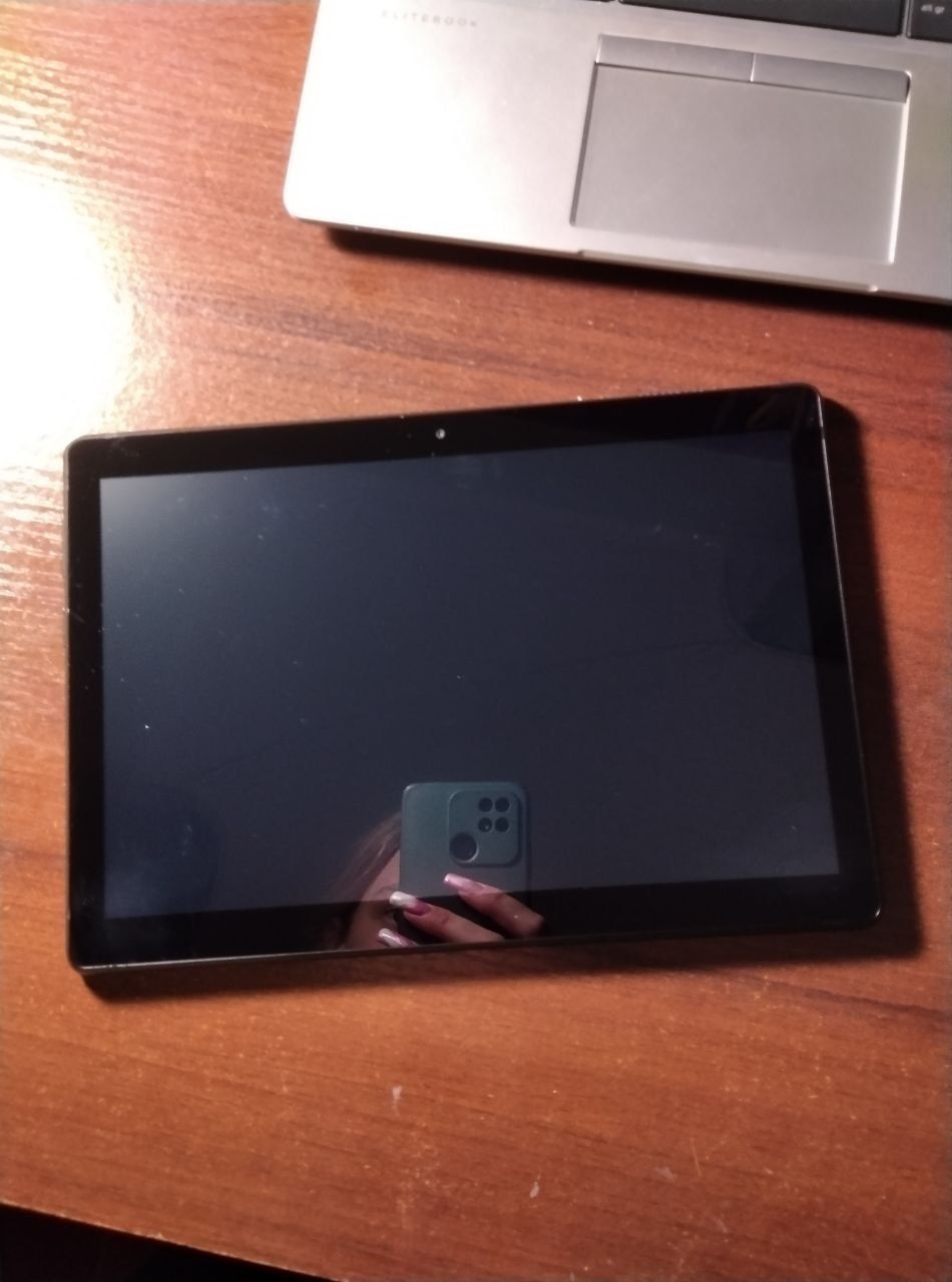 планшет Lenovo Tab m10