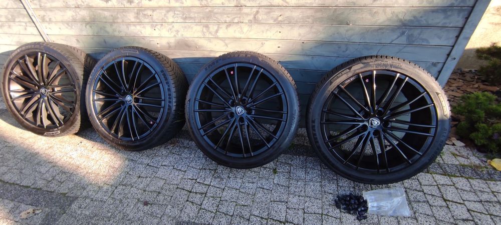 Koła 245/40/19 wielosezonowe 5*112*19