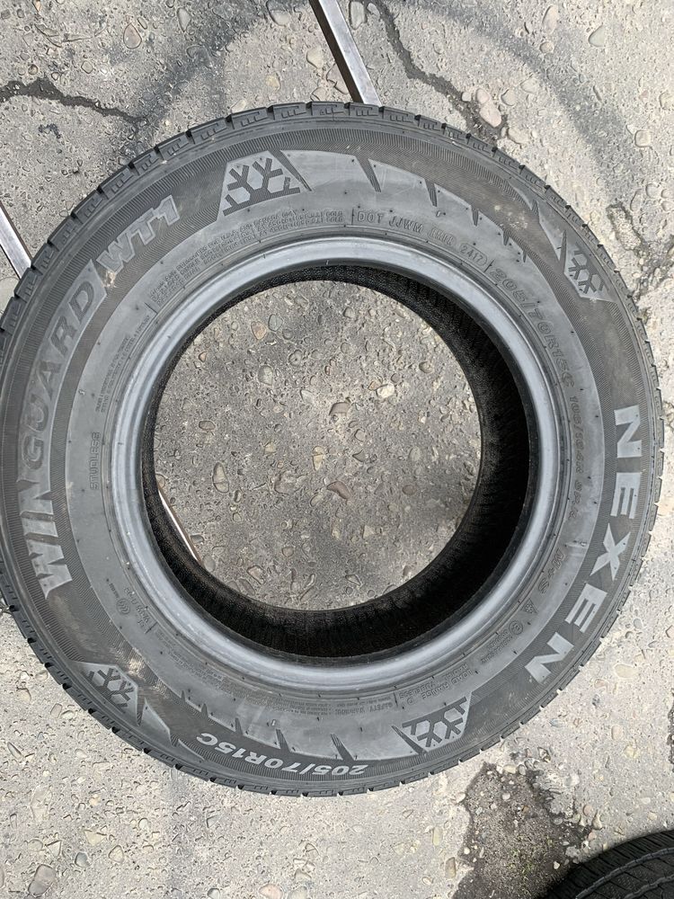 Шини 205/70 R15C Nexen 6,8мм 205 70 15С