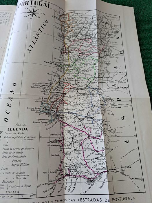 Livro Estradas de Portugal - Lello & Irmão (Porto)
