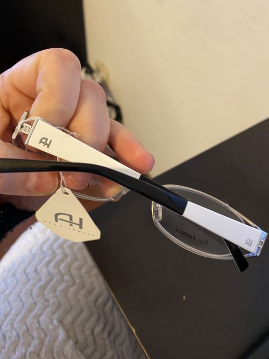 Armaçao oculos Ana Hockman