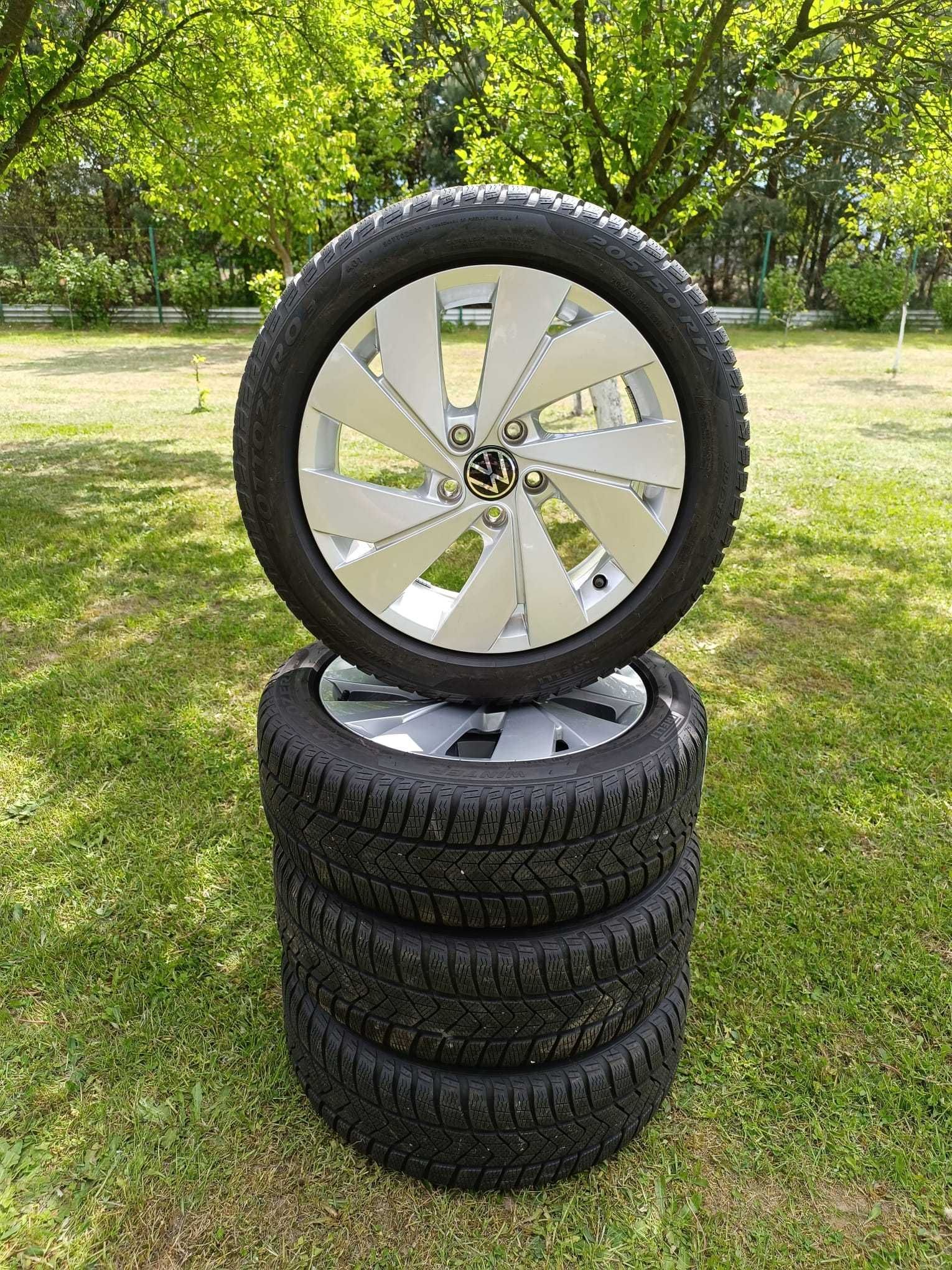 Koła Golf 8 205/50 R17 98H