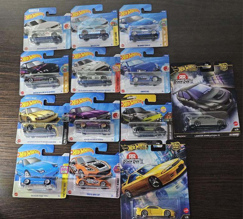 Hot Wheels 2023-2025 "ОНОВЛЕННЯ 01.12" Мейни, 5ти паки, Premium та TH