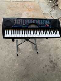 Pianino keyboard Casio ctk-495 ze stojakiem yamaha